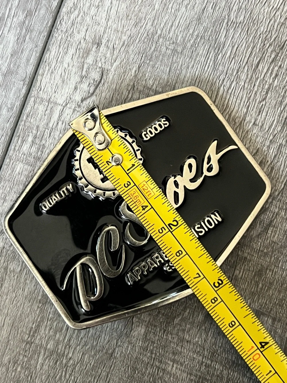 DC Shoes Logo Enamel Belt Buckle Black Glossy Metal Y2K Skate Streetwear